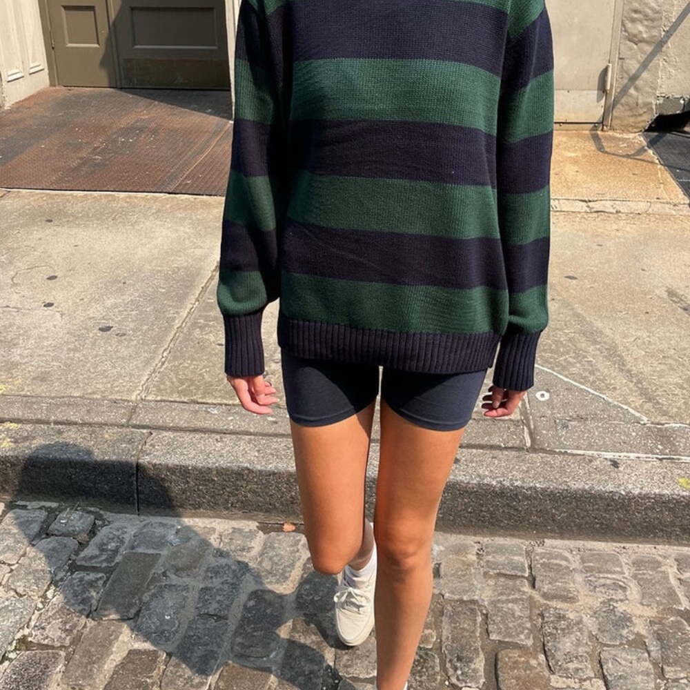 Brandy Melville Sweater